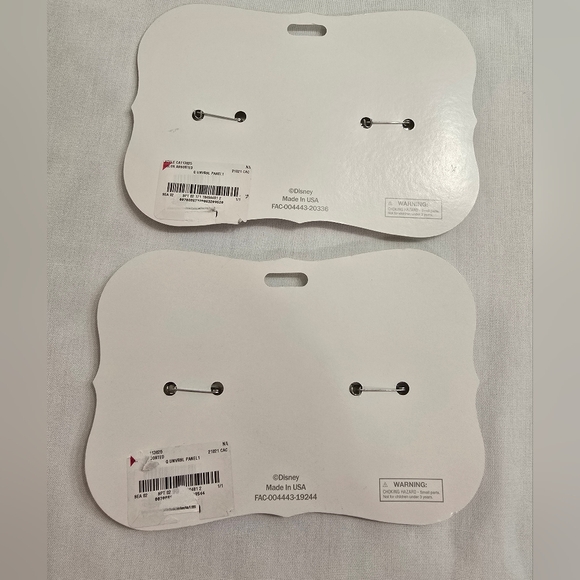 New Disney Parks Walt Disney World 4 buttons Nemo Chip n Dale Goofy Whale - Picture 2 of 2